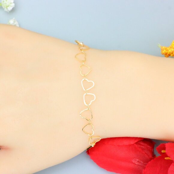 "Elegant & Trendy Bracelet, A Perfect Gift for Women, Thoughtful, EVCH1827 - Picture 5 of 10